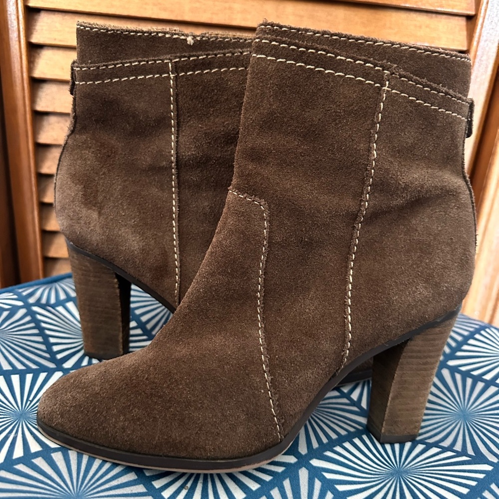 Beautiful suede boots by Calvin Klein jeans